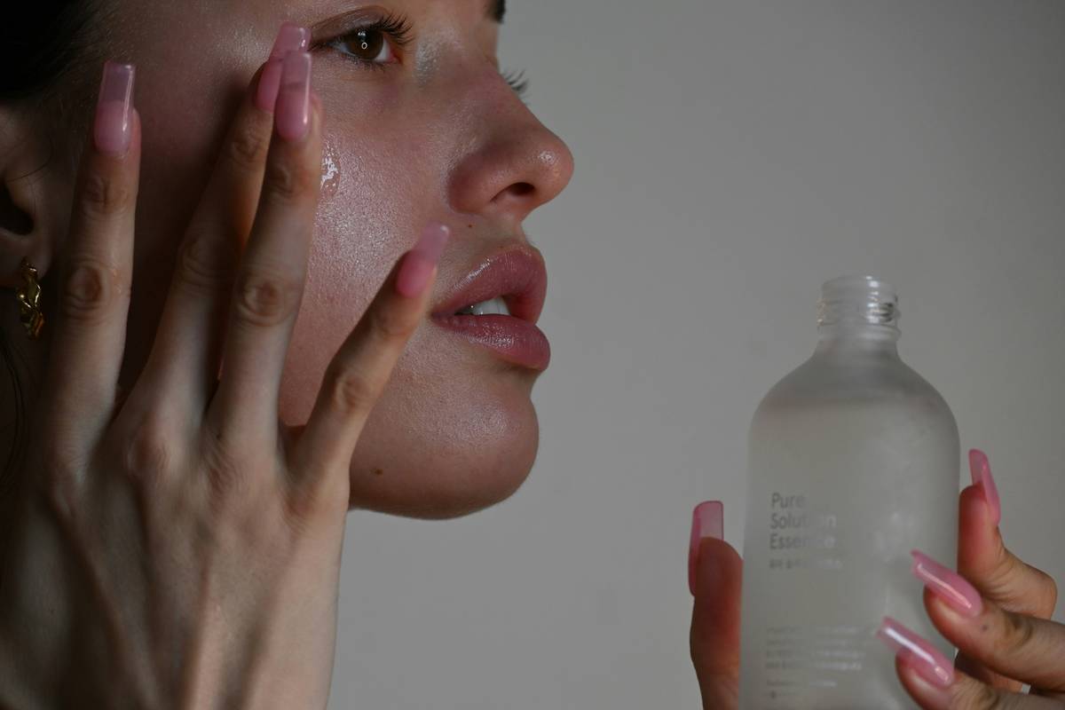 Specialist Skincare Body Oil Benefits: 7 Proven Ways to Avoid Dry Skin Mistakes